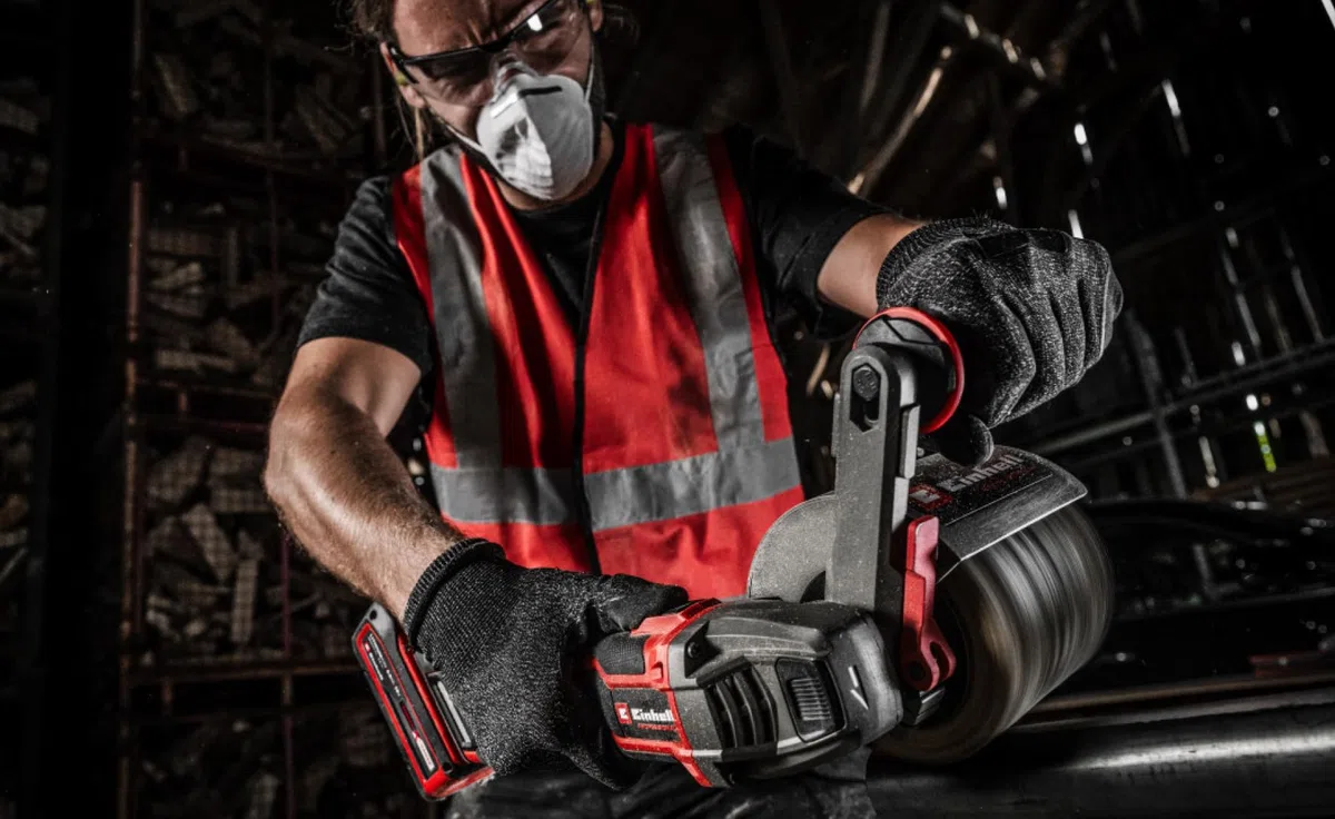 Original Einhell Messingdraht-Bürste 120 x 100 mm (Bürstenschleifer-Zubehör, für Einhell Akku-Bürstenschleifer TP-BR 18/32 Li BL, zum Bürsten robuster Materialien, Ø 120 mm)